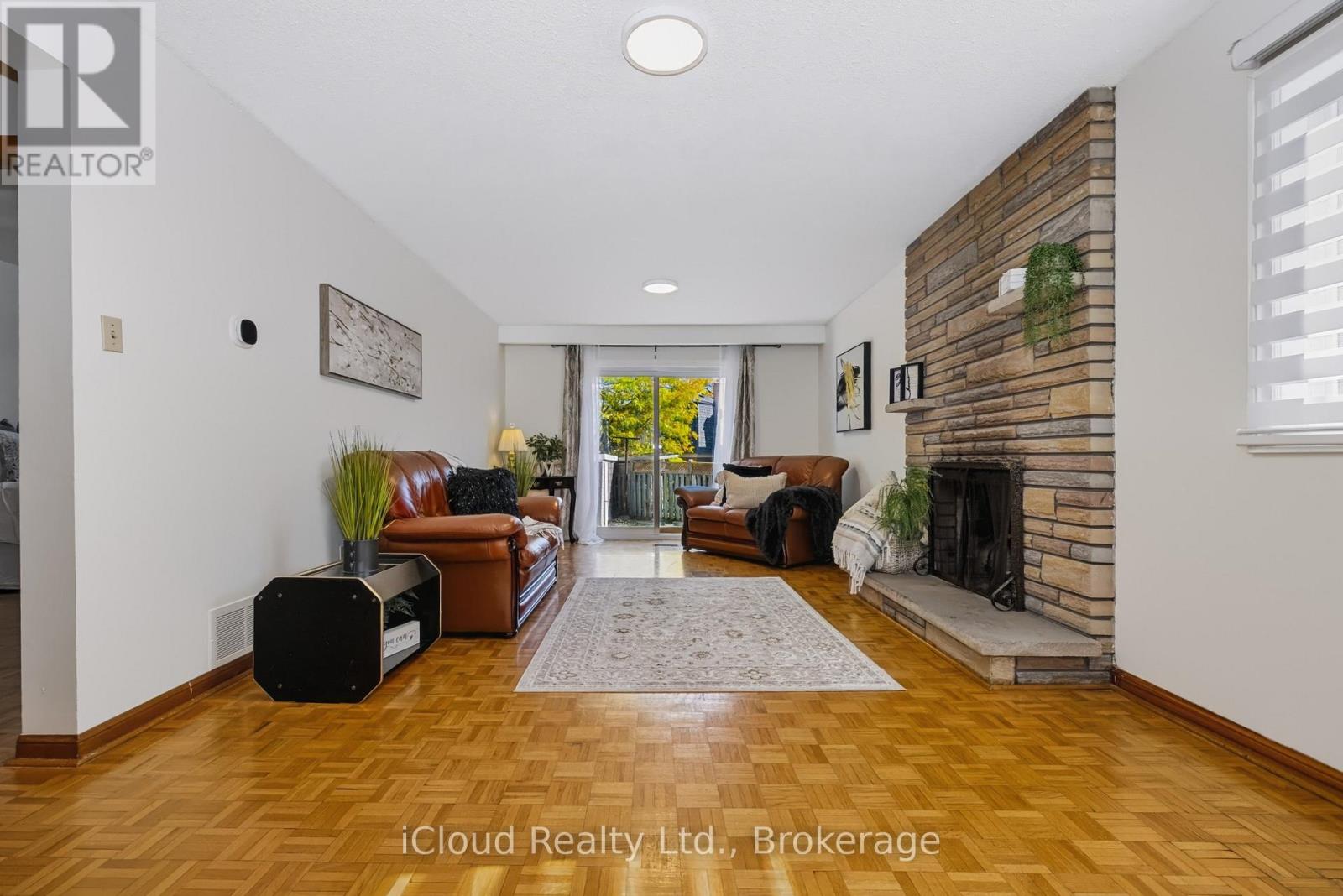 24 Radford Drive, Brampton, ON photo 18