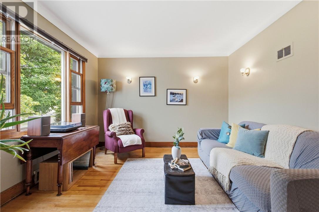 697 Prete Street - 5