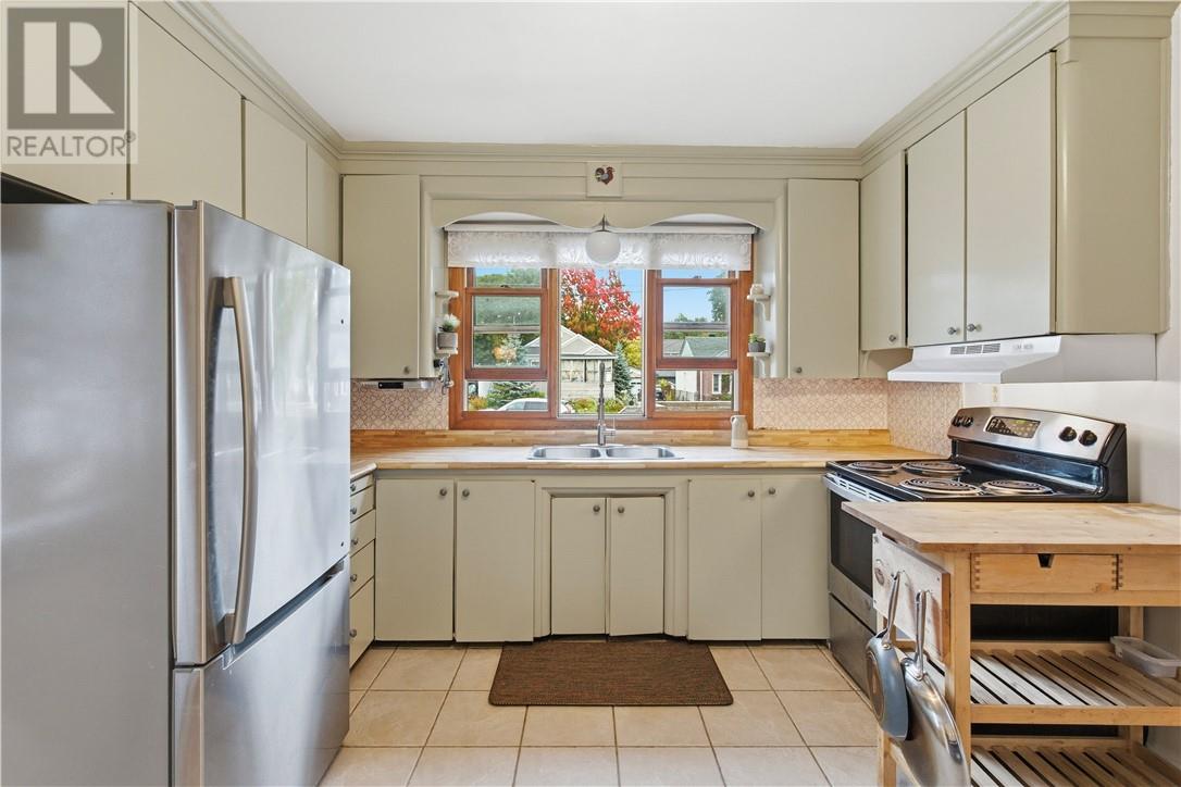 697 Prete Street - 9