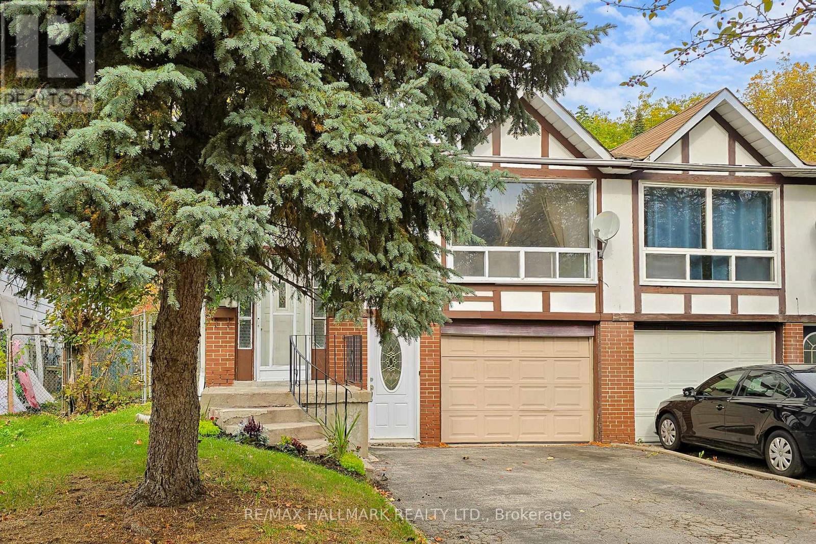 34 Yucatan Road, Toronto, ON photo 2