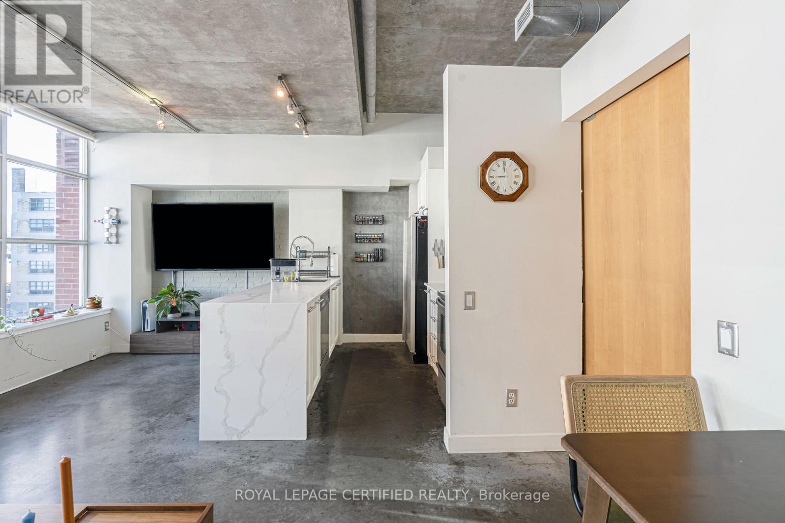603- 29 Camden Street, Toronto, ON photo 8