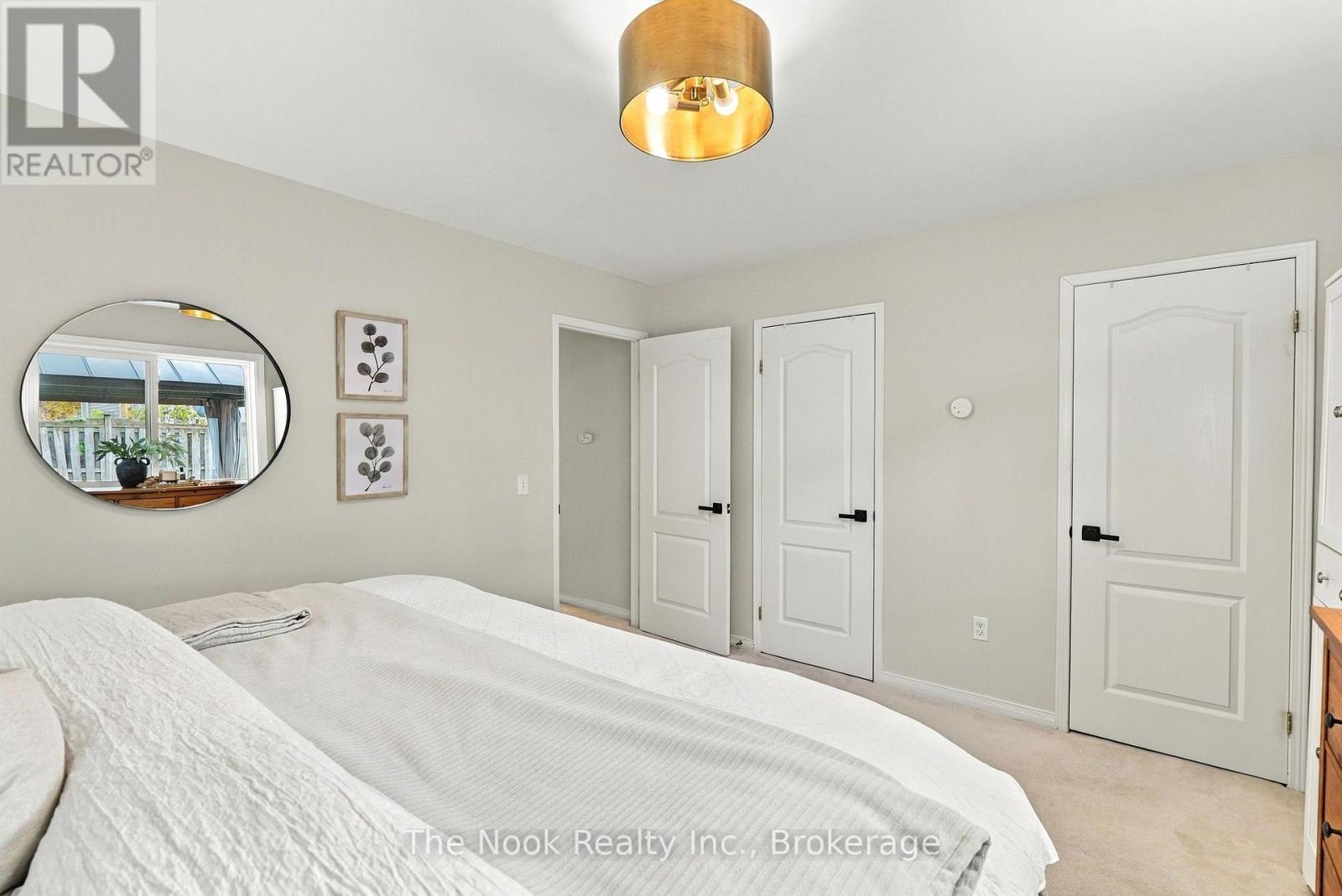 8 Vanessa Drive, Orillia, ON photo 20