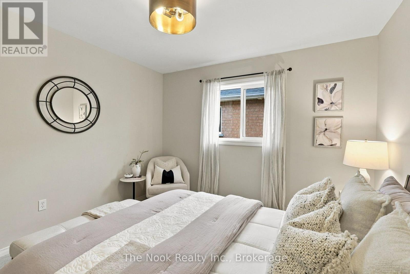 8 Vanessa Drive, Orillia, ON photo 22