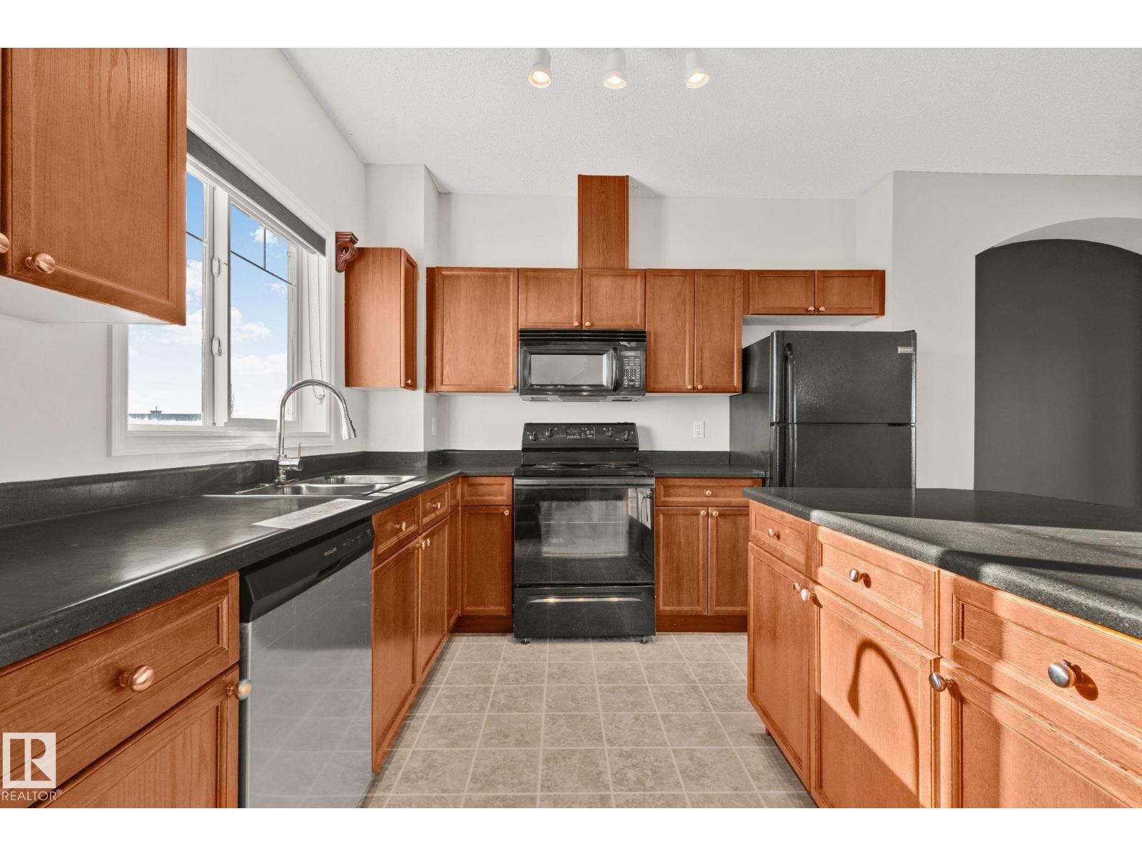 #1 3010 33 AV NW NW, Edmonton — photo 10