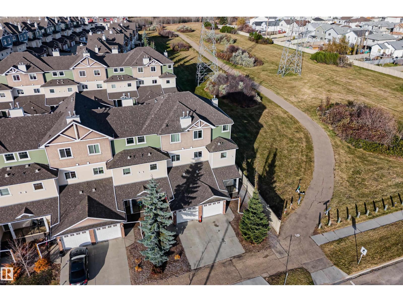 #1 3010 33 AV NW NW, Edmonton — photo 3