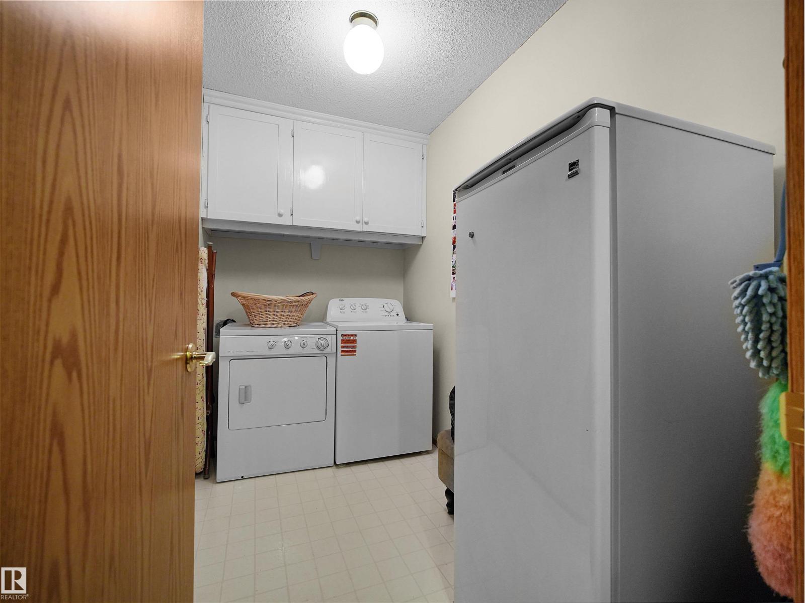 #314 10935 21 AV NW, photo 40 of 54