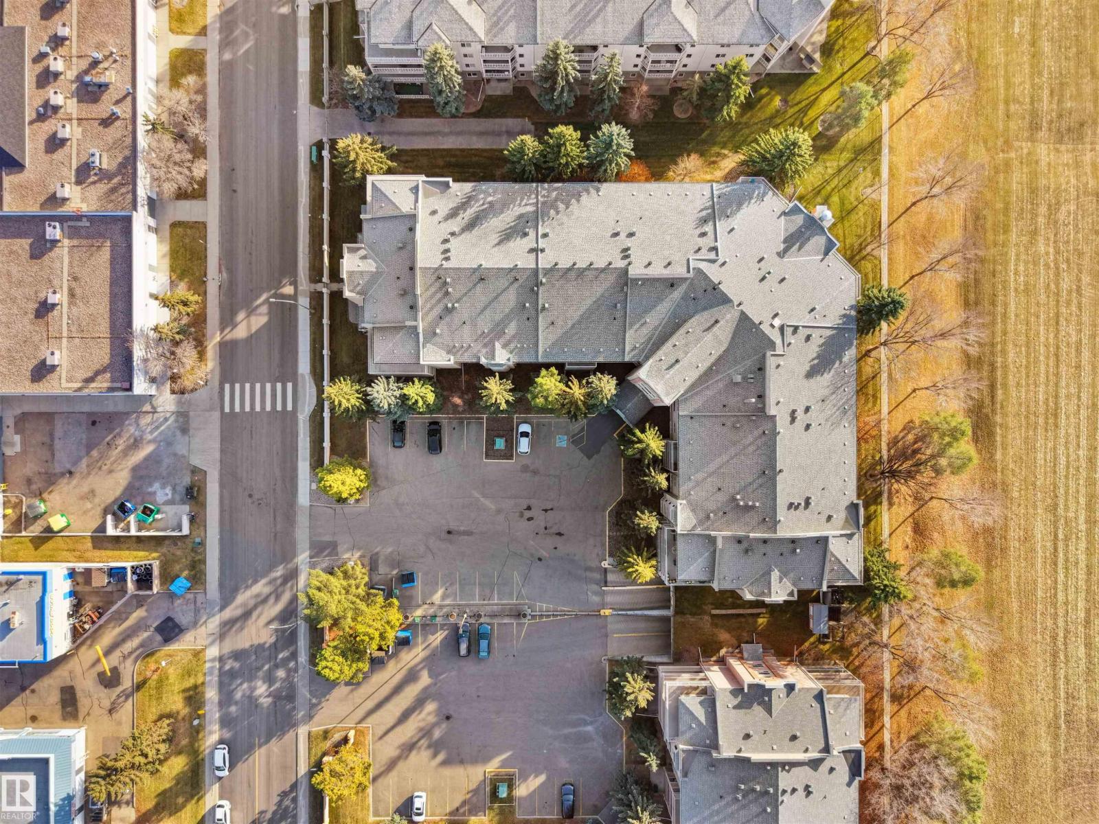 #314 10935 21 AV NW, photo 53 of 54