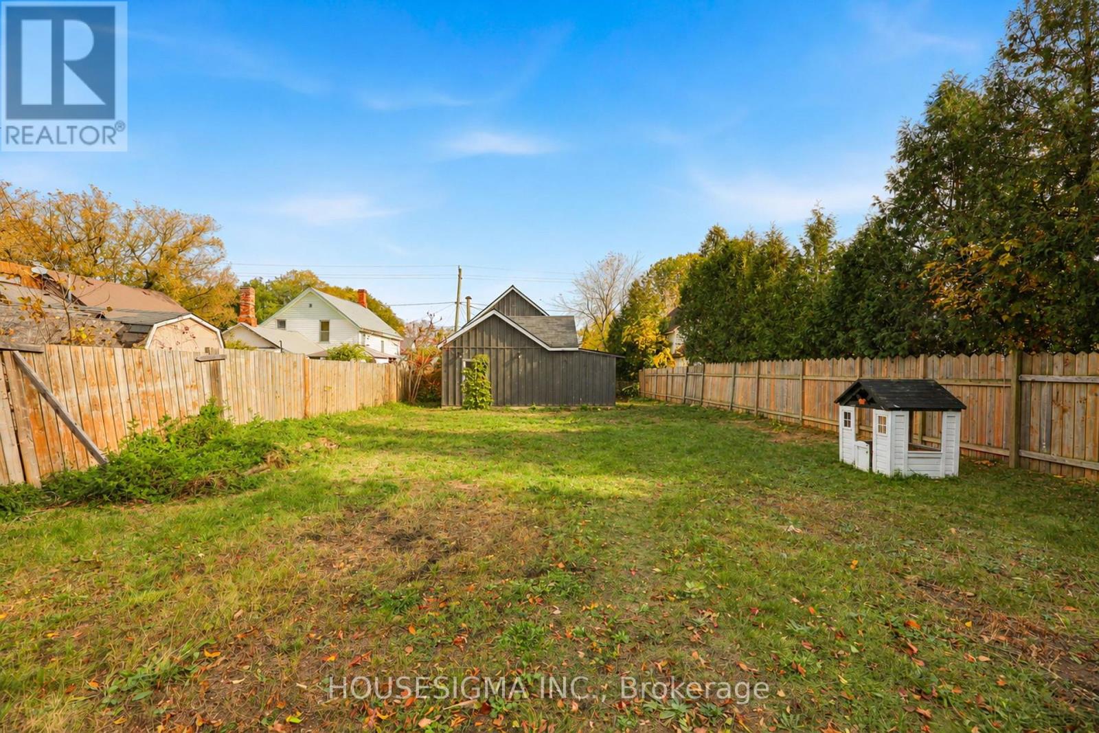 116 SPRUCE Street, Collingwood, ON photo 46