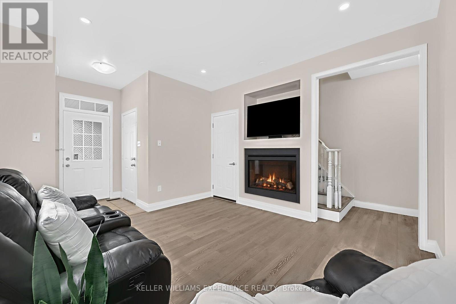 1429 Weir Chase, Mississauga, ON photo 6