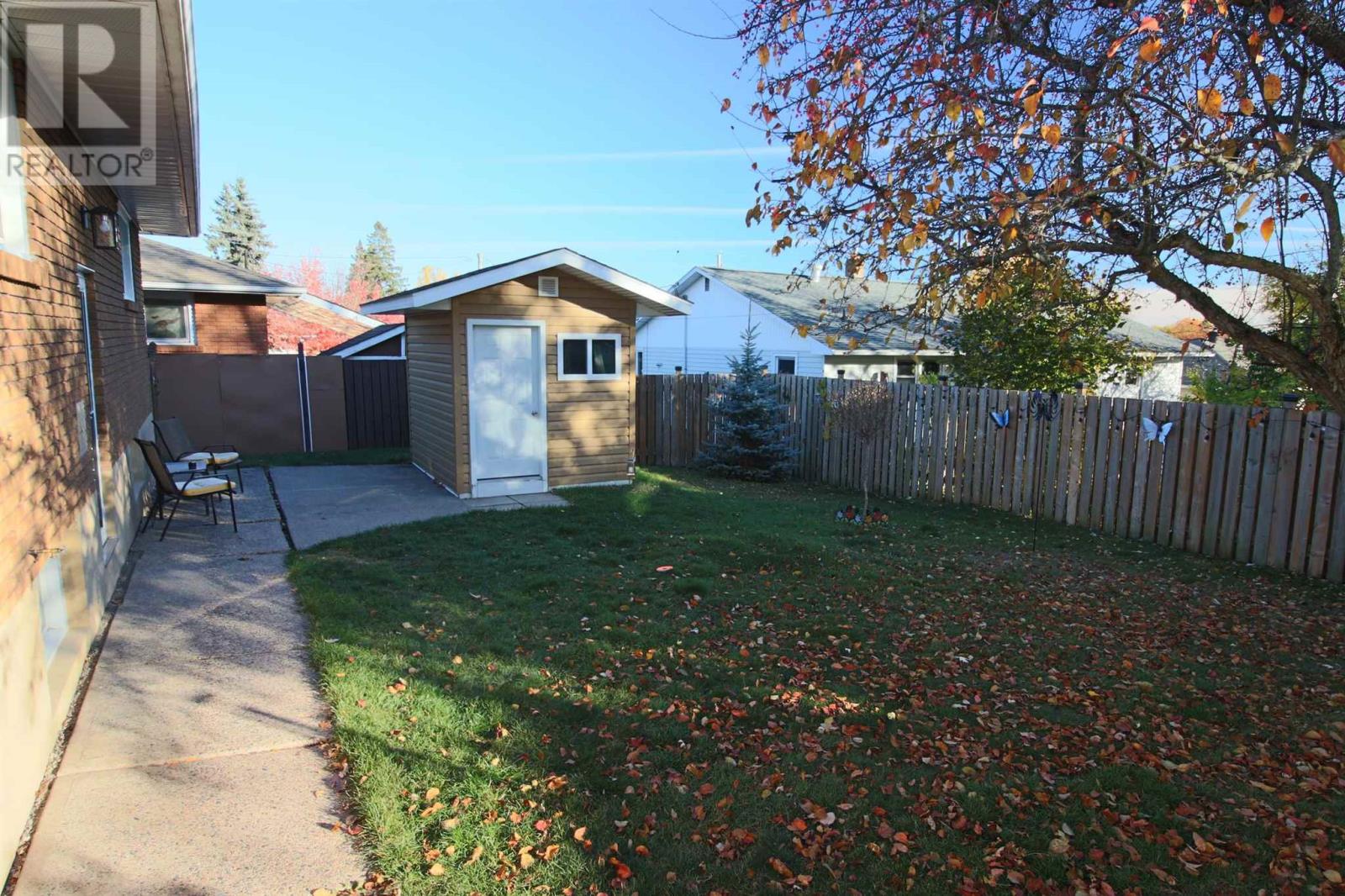 8 Wireless AVE - 12