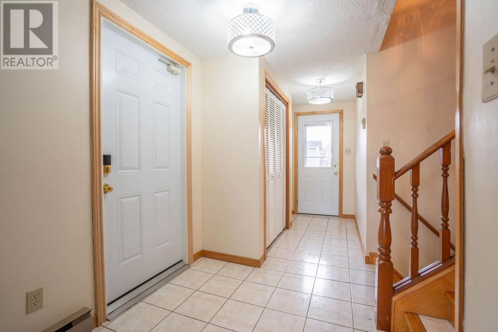 52 Danby RD - 13