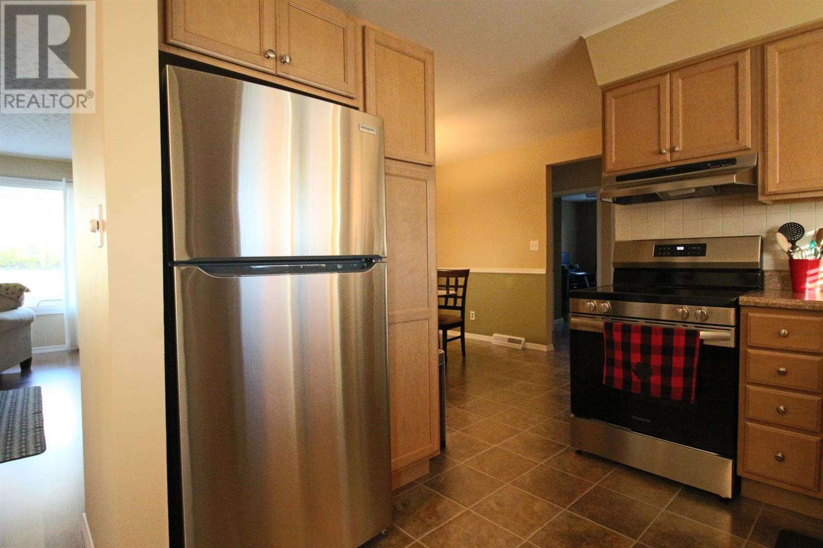 8 Wireless AVE - 21