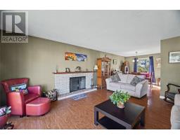 84 Cowan Avenue thumbnail 9