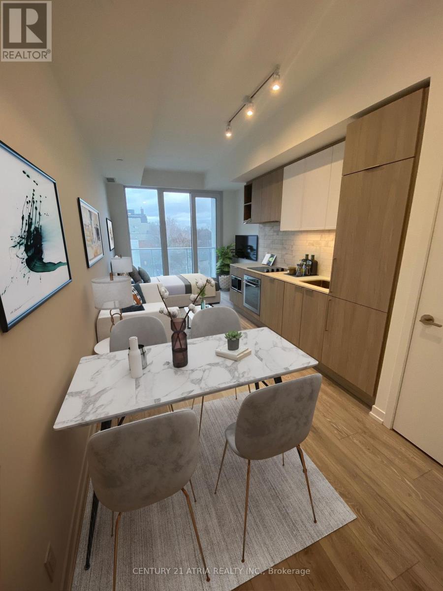 829 - 2020 BATHURST STREET, Toronto (Humewood-Cedarvale)