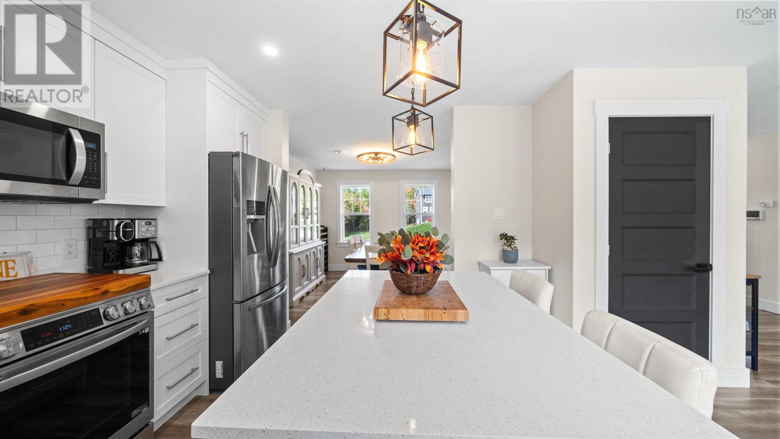 329 Savoy Avenue, Kingswood North, photo 6