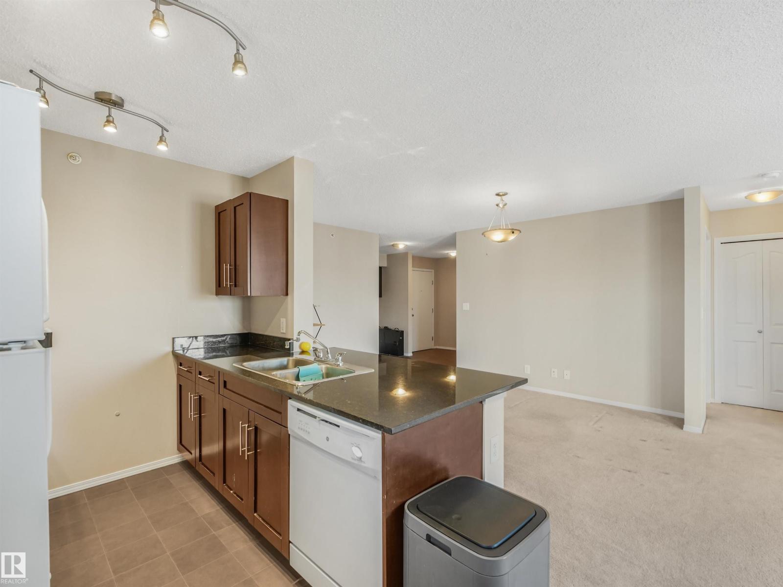 #401 11804 22 AV SW SW, photo 40 of 47
