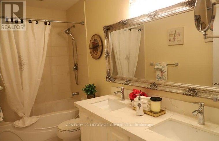 54 Petiole Road, Toronto, ON photo 20