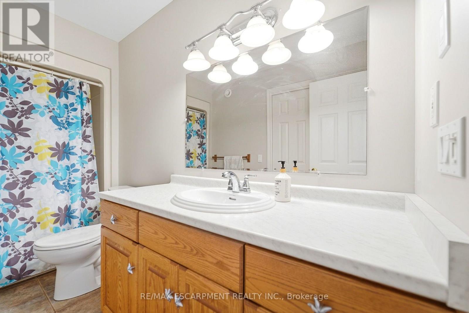 5 Upper Mohawk Point Road, Haldimand, ON photo 18