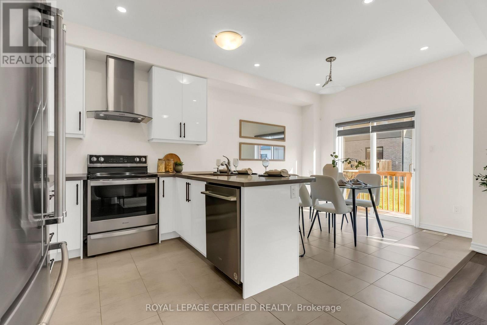 18 Wakeling Drive, Brantford, ON photo 17