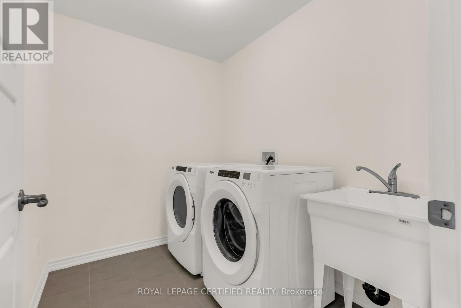 18 Wakeling Drive, Brantford, ON photo 44
