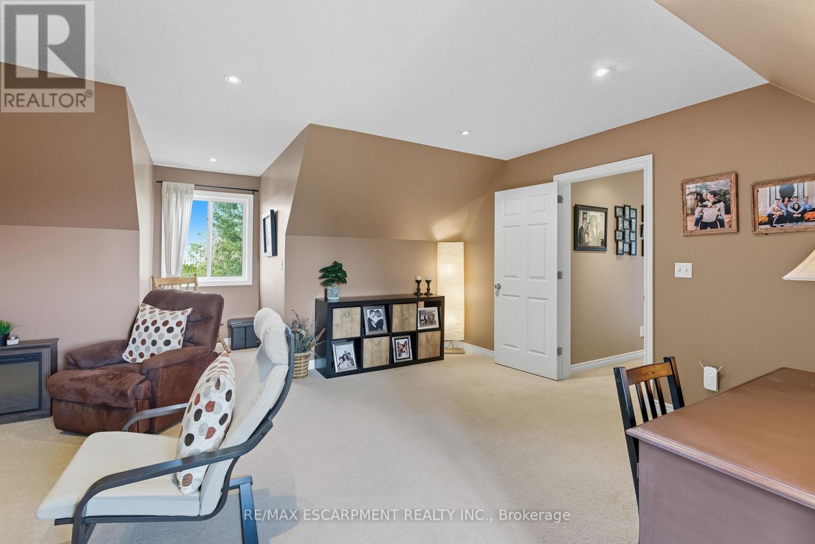 4 Blackburn Crescent, Haldimand, ON photo 21