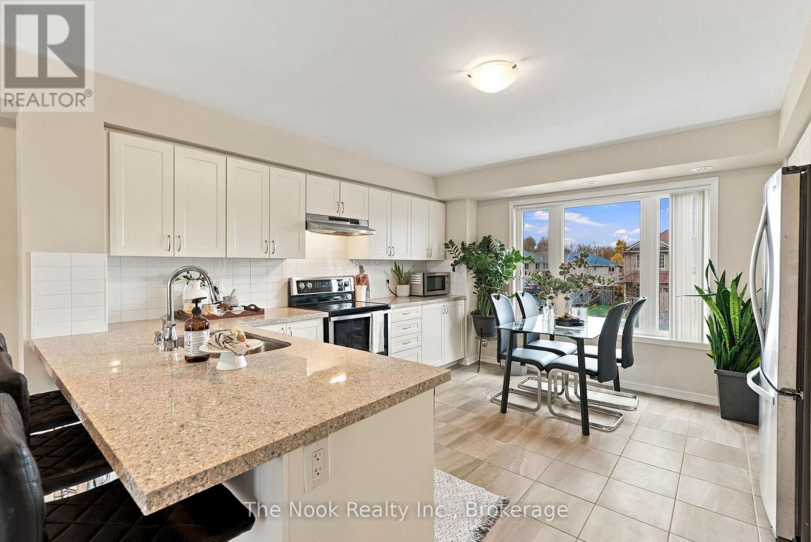 11- 250 Sunny Meadow Boulevard, Brampton, ON photo 6