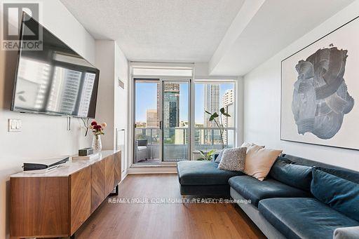 1311- 500 Sherbourne Street, Toronto, ON photo 14