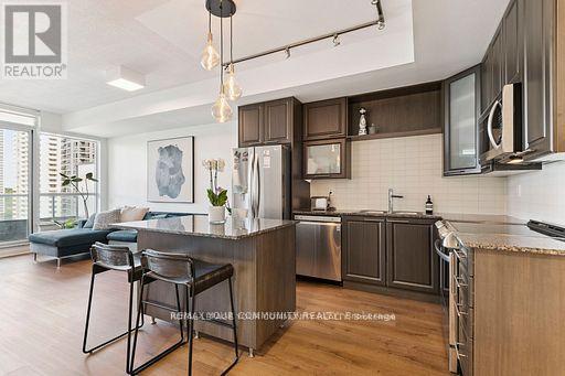 1311- 500 Sherbourne Street, Toronto, ON photo 8