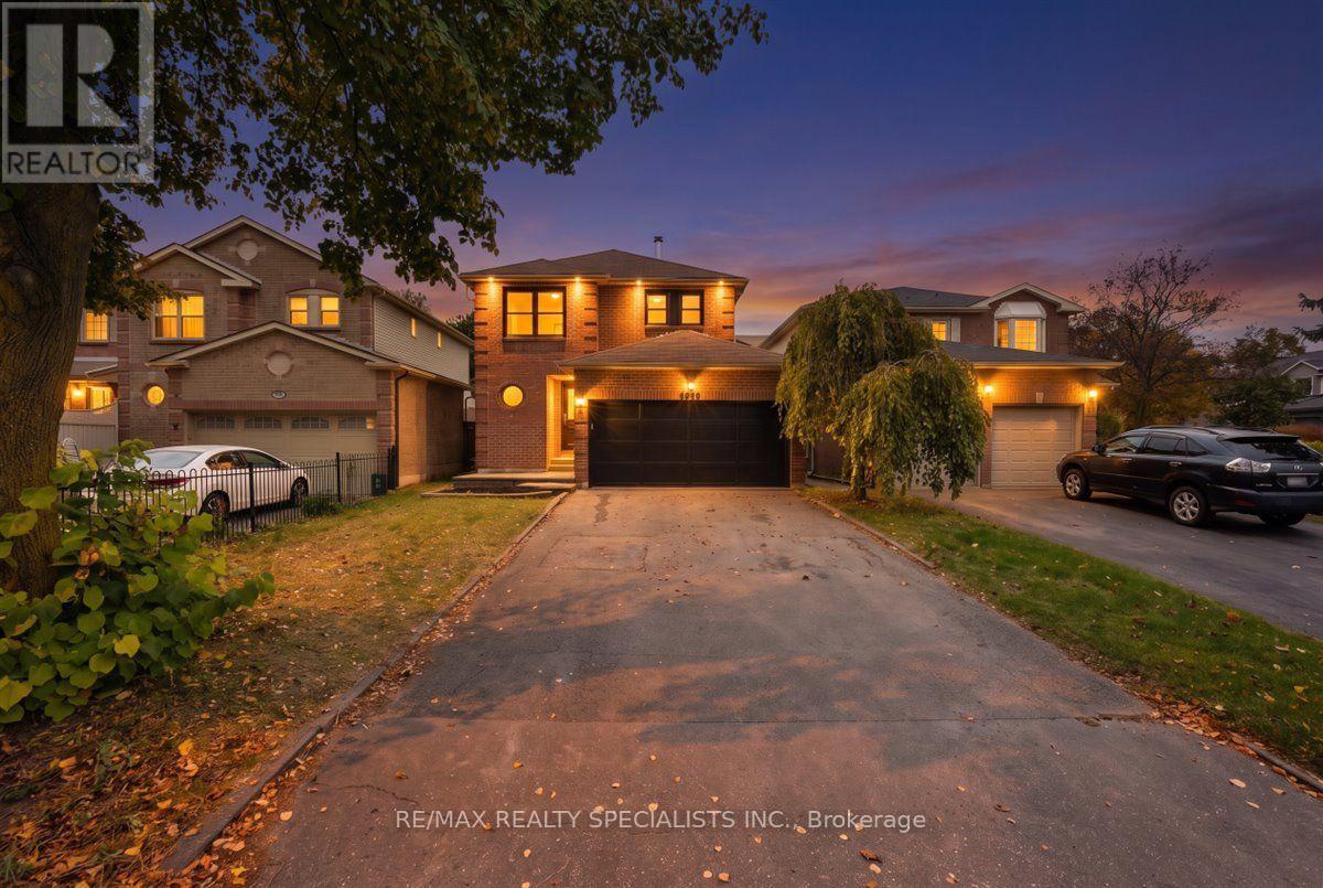1610 Rawlings Drive, Pickering, ON