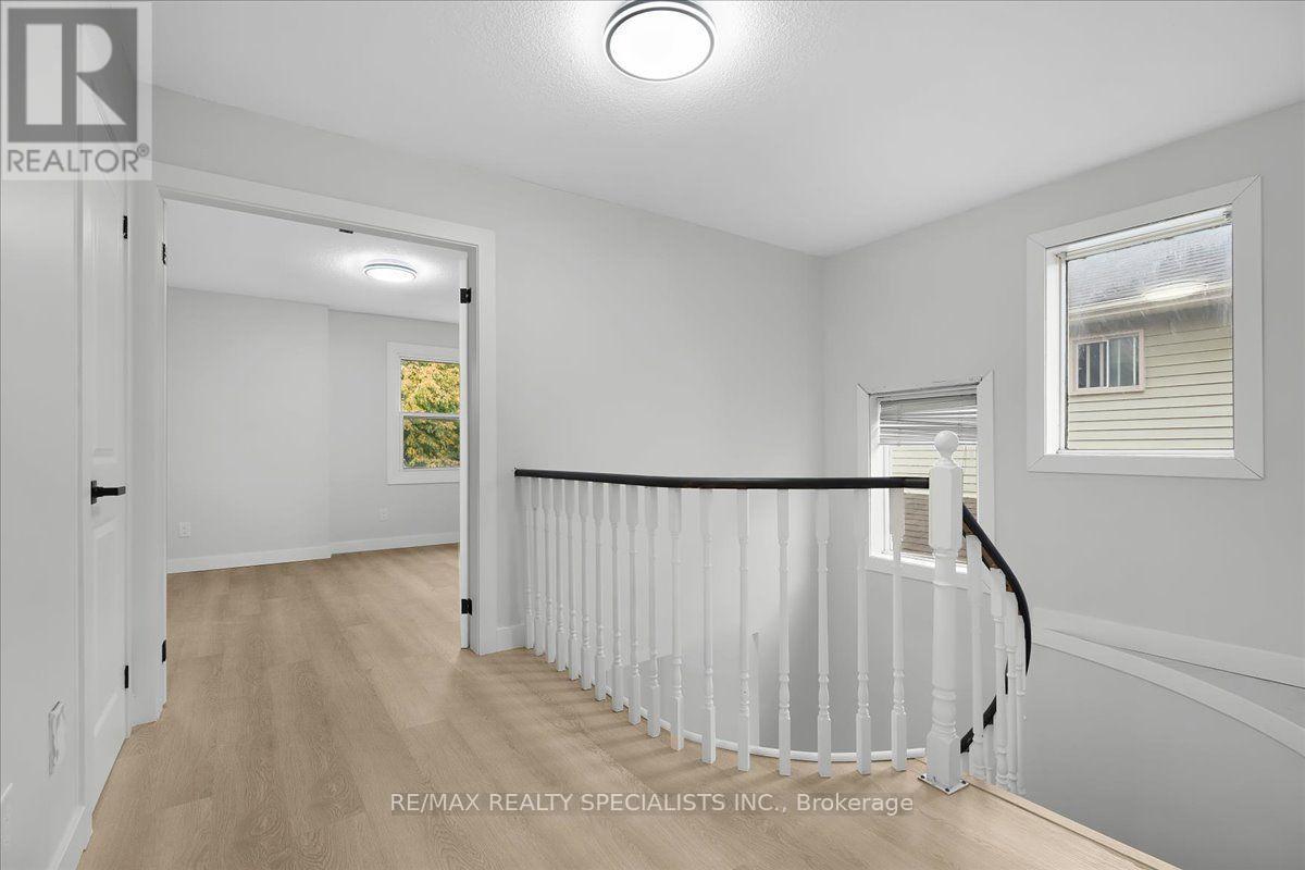 1610 Rawlings Drive, Pickering, ON photo 16