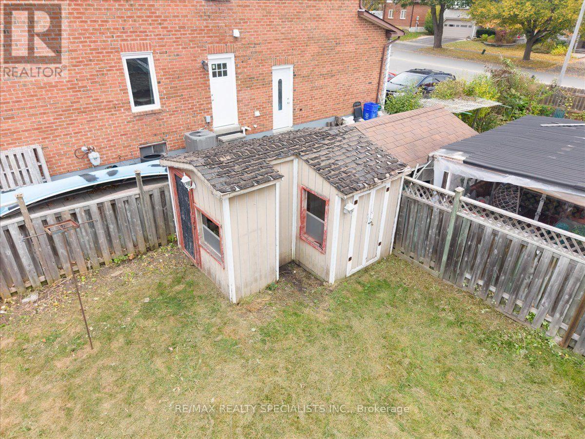 1610 Rawlings Drive, Pickering, ON photo 32