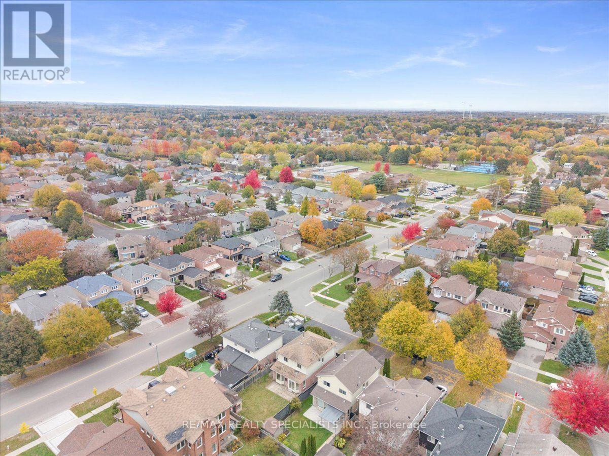 1610 Rawlings Drive, Pickering, ON photo 37