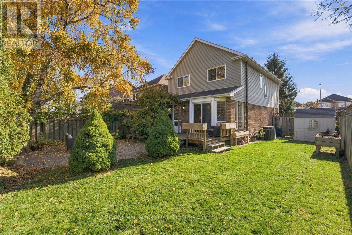 1092 Rambleberry Avenue, Pickering, ON photo 40