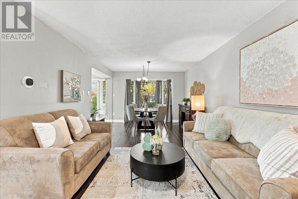 1092 Rambleberry Avenue, Pickering, ON photo 6