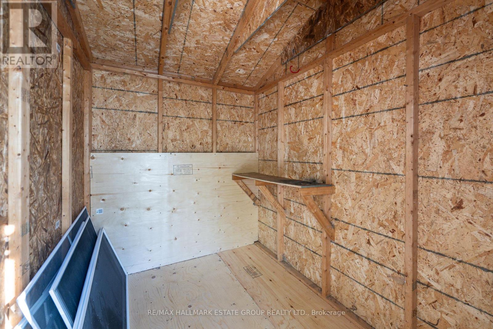 105 Lee Avenue, Toronto, ON photo 50
