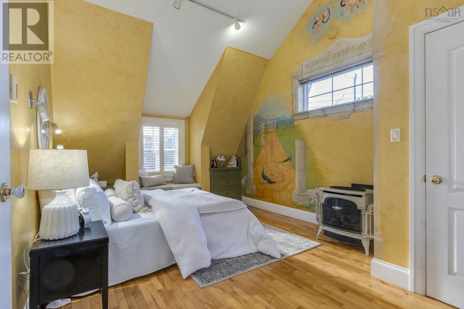 Stunning primary bedroom