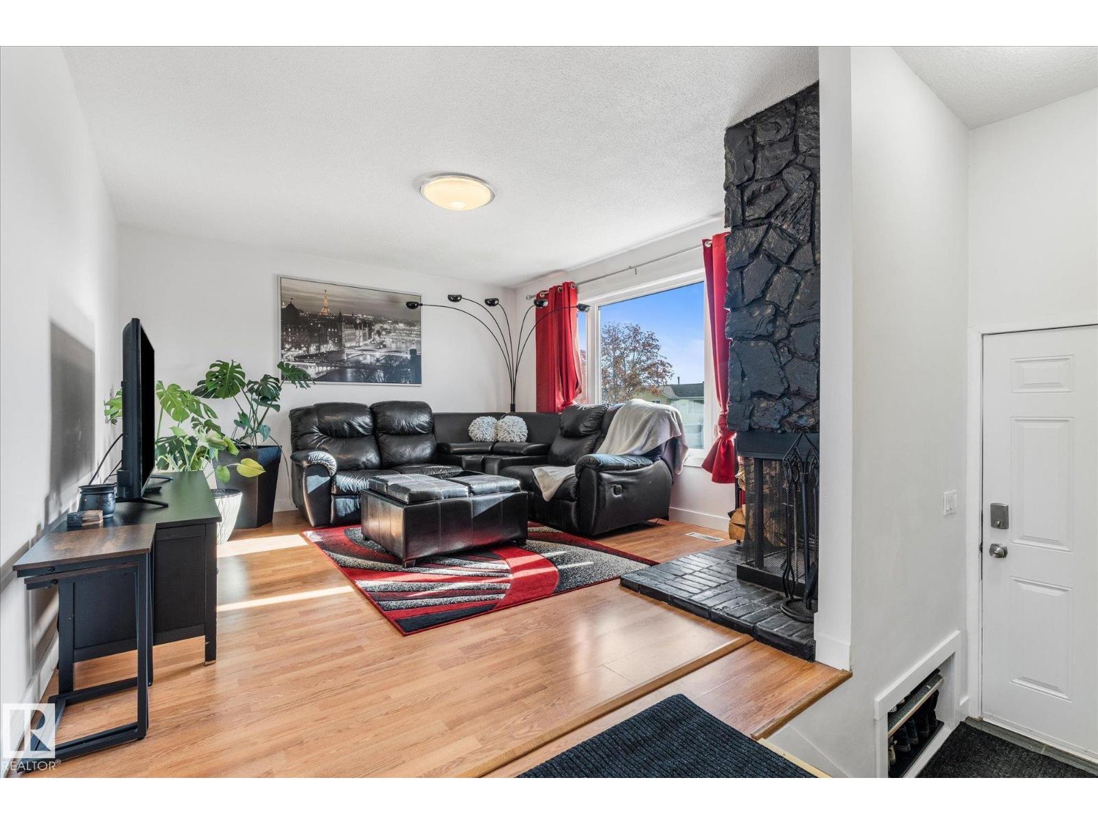 5828 51 AV, Redwater — photo 2