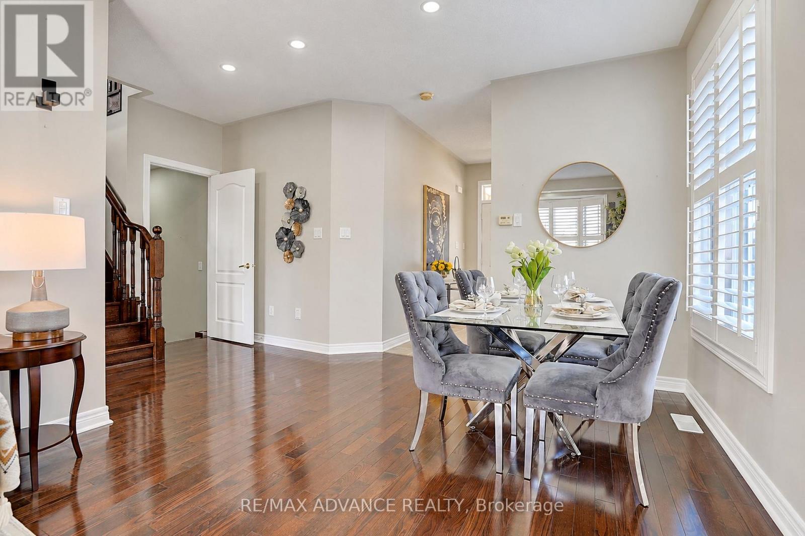 43 Hoover Park Drive, Whitchurch-Stouffville, ON photo 19