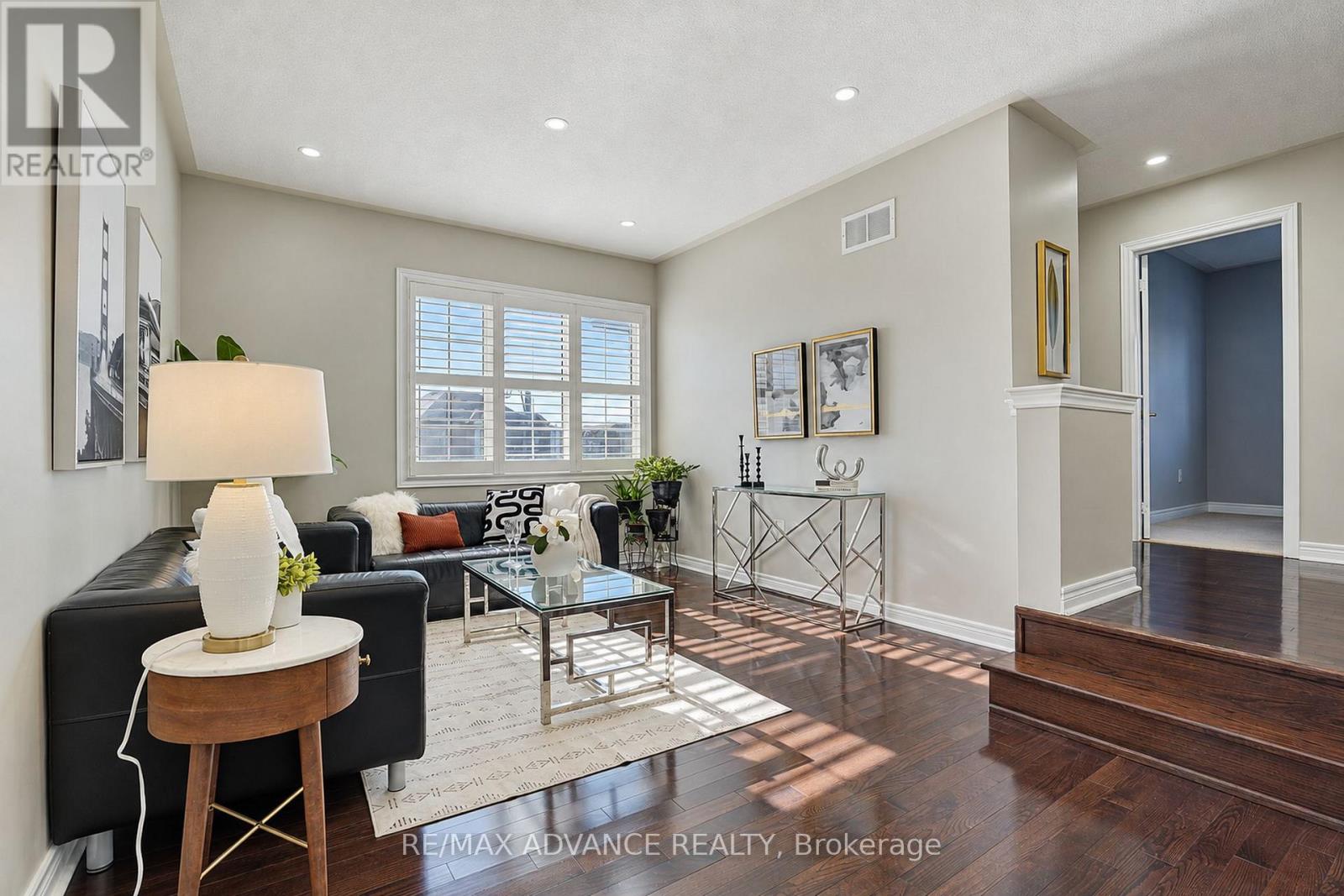 43 Hoover Park Drive, Whitchurch-Stouffville, ON photo 26