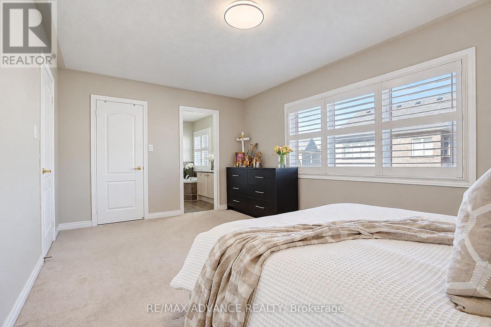 43 Hoover Park Drive, Whitchurch-Stouffville, ON photo 33