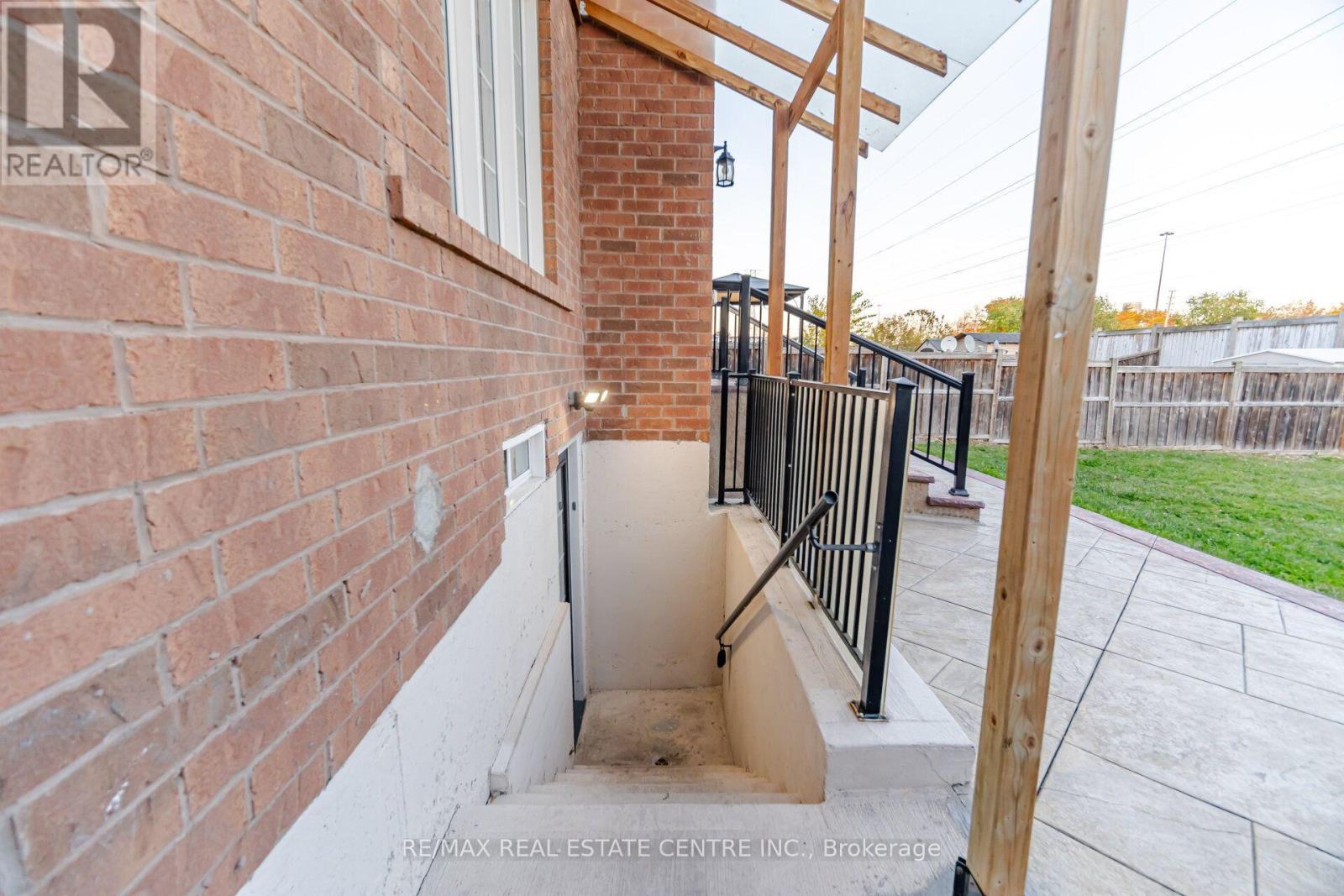 604 Orange Walk Crescent, Mississauga, ON photo 33