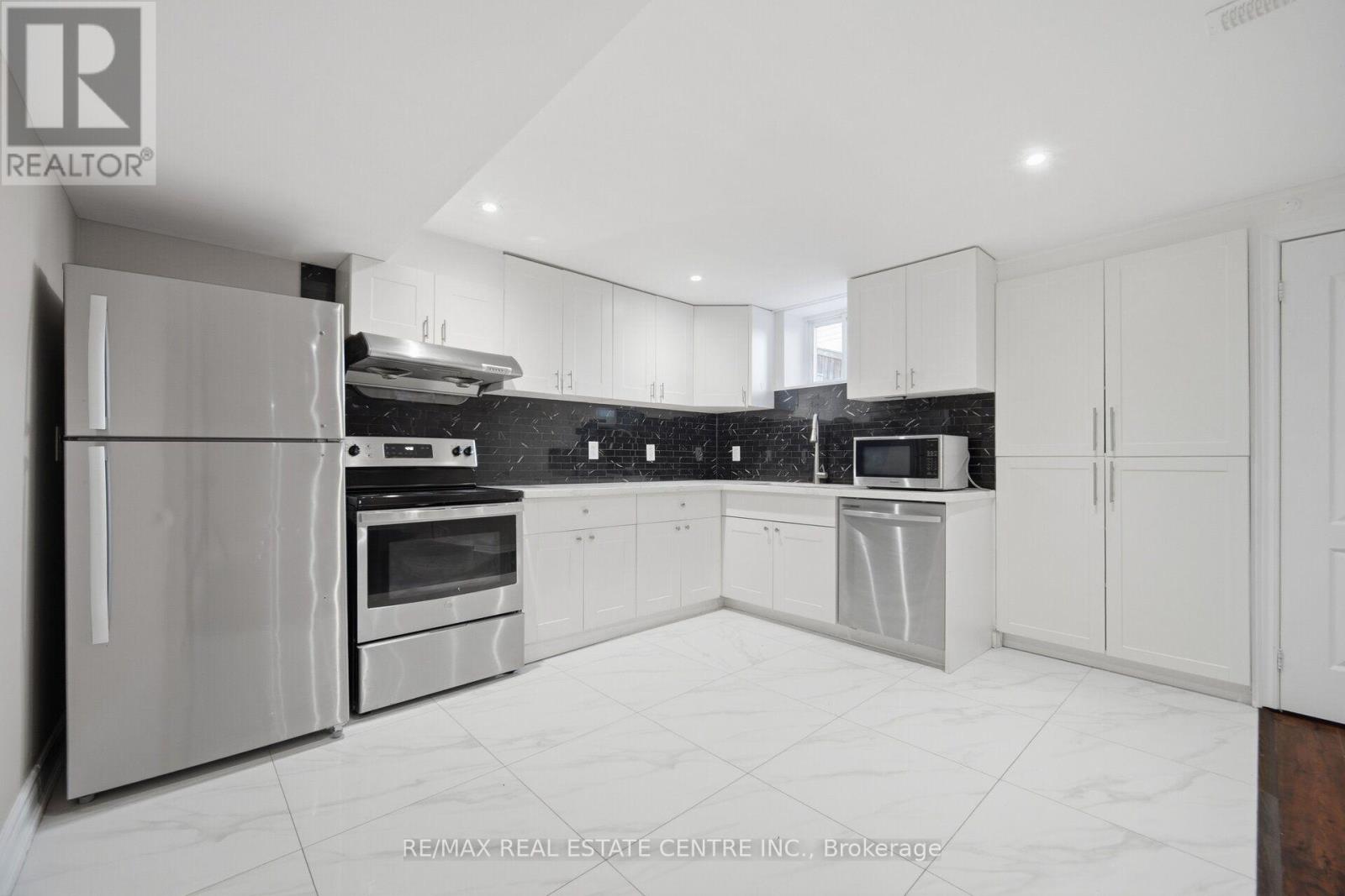 604 Orange Walk Crescent, Mississauga, ON photo 39