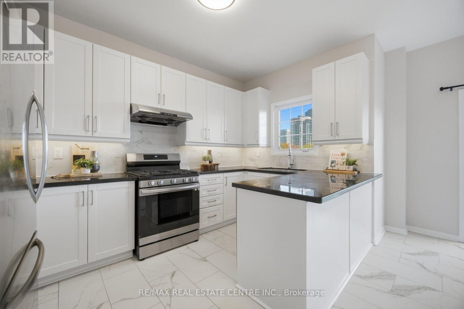 604 Orange Walk Crescent, Mississauga, ON photo 8