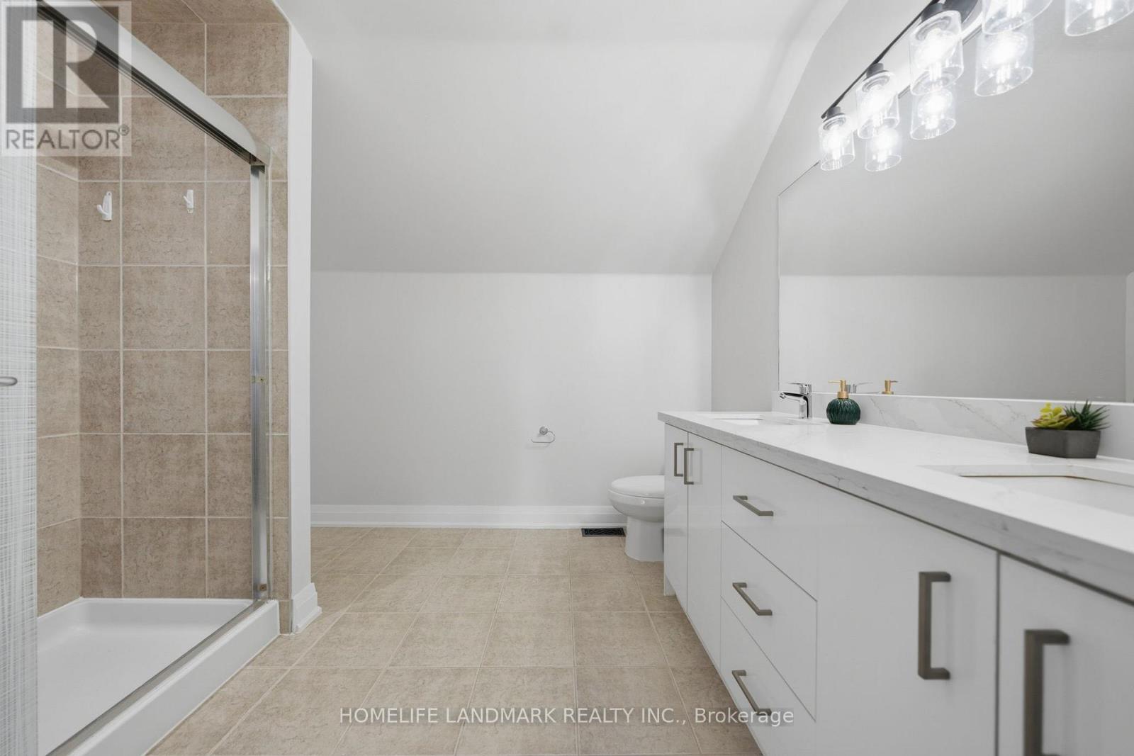 2120 Shorncliffe Boulevard, Oakville, ON photo 24