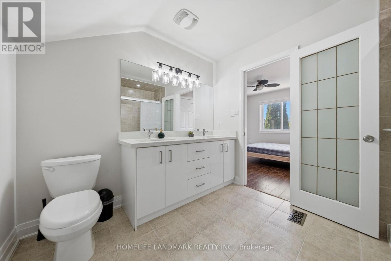 2120 Shorncliffe Boulevard, Oakville, ON photo 25