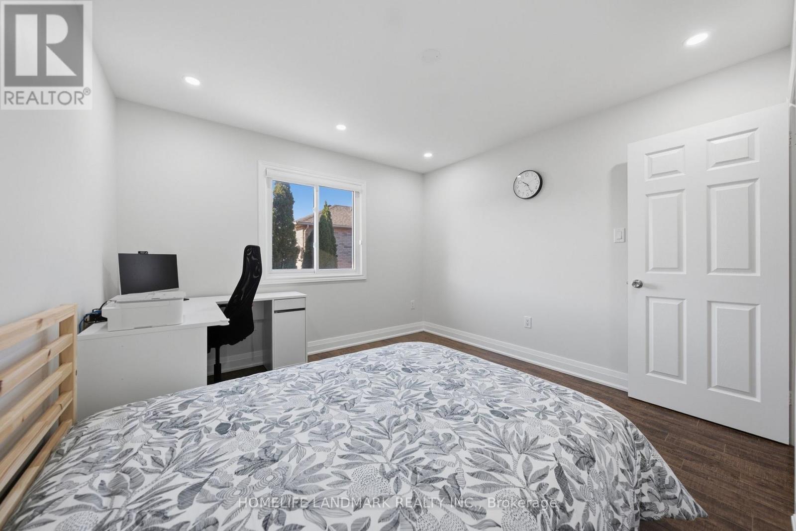 2120 Shorncliffe Boulevard, Oakville, ON photo 29