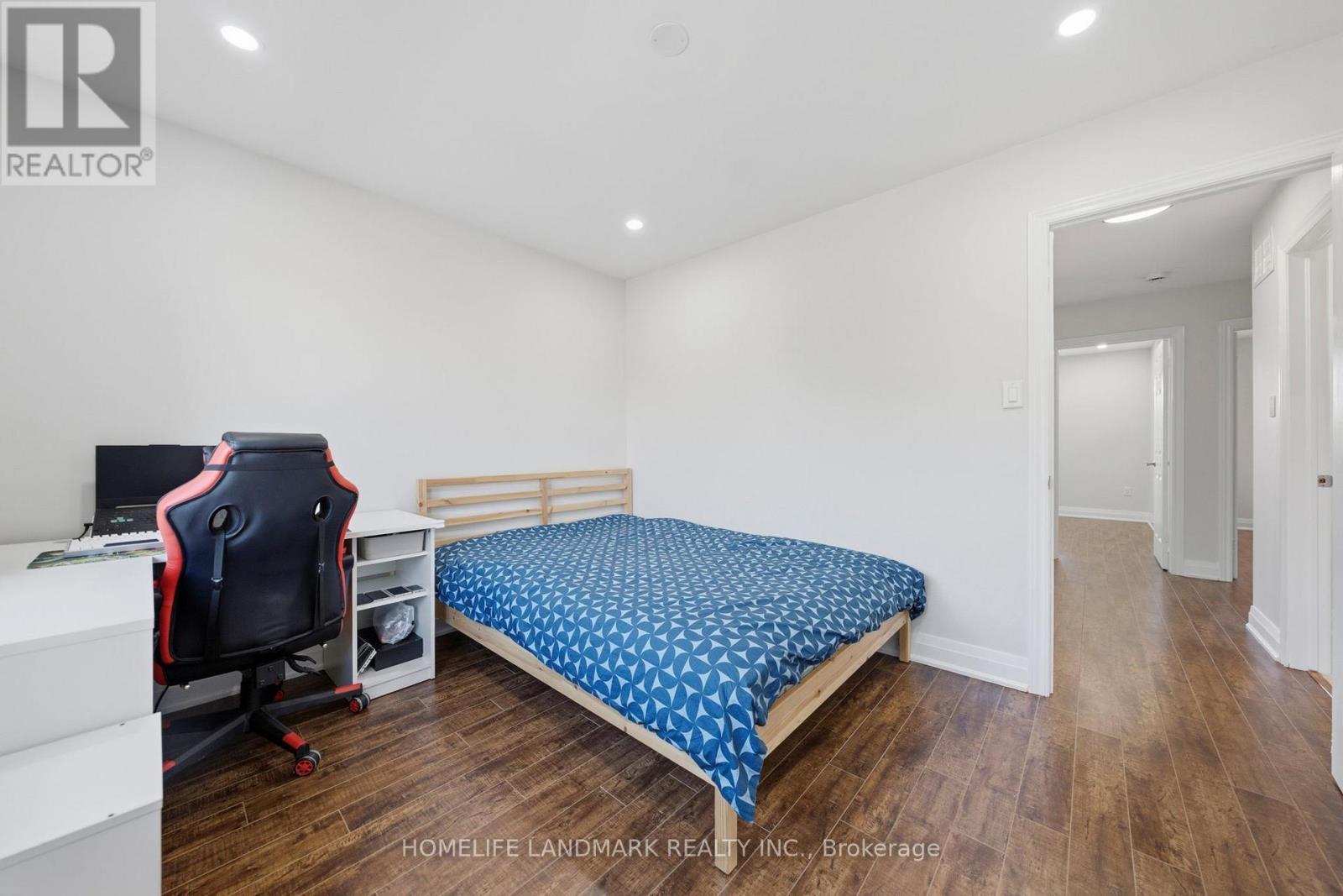 2120 Shorncliffe Boulevard, Oakville, ON photo 32