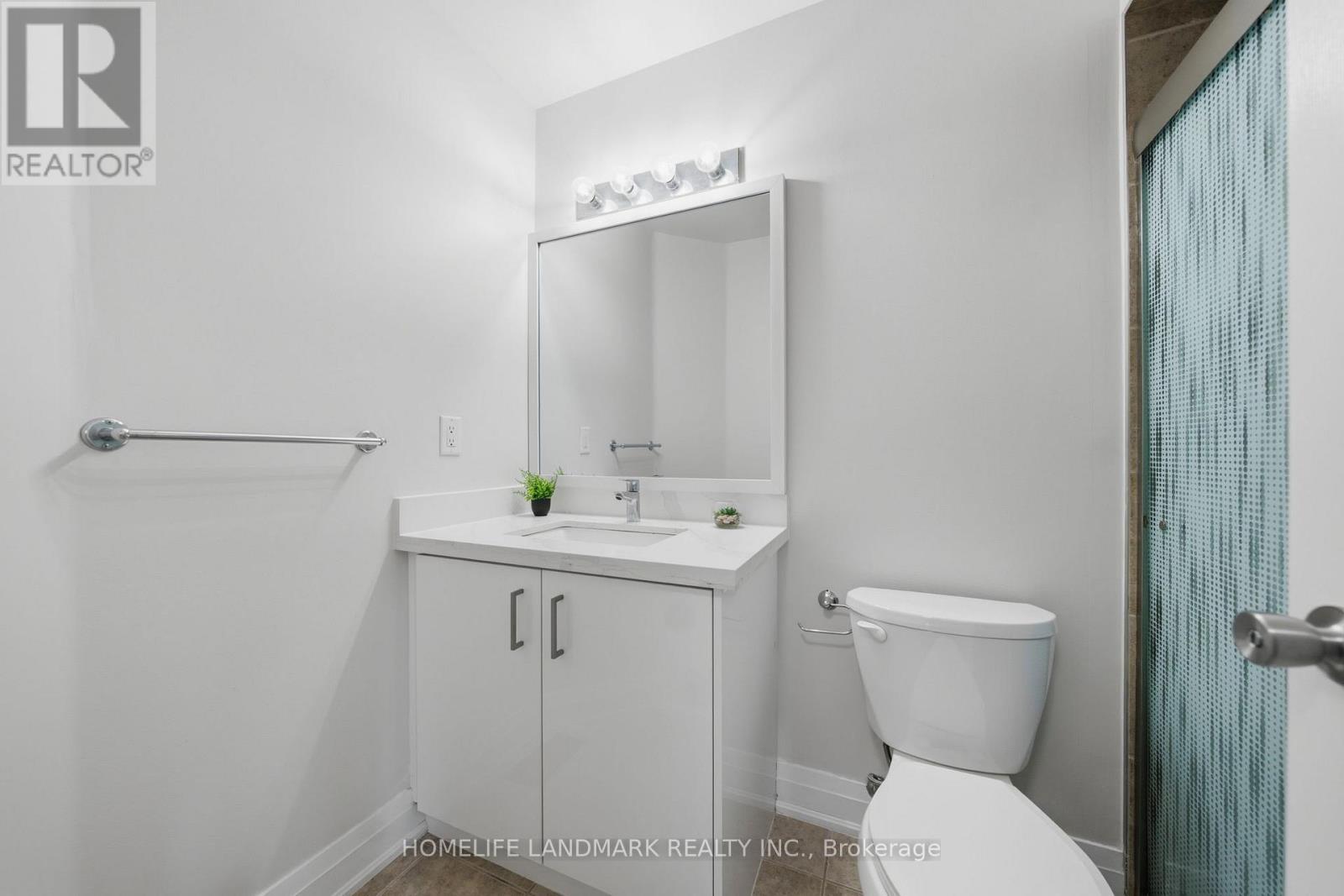 2120 Shorncliffe Boulevard, Oakville, ON photo 34