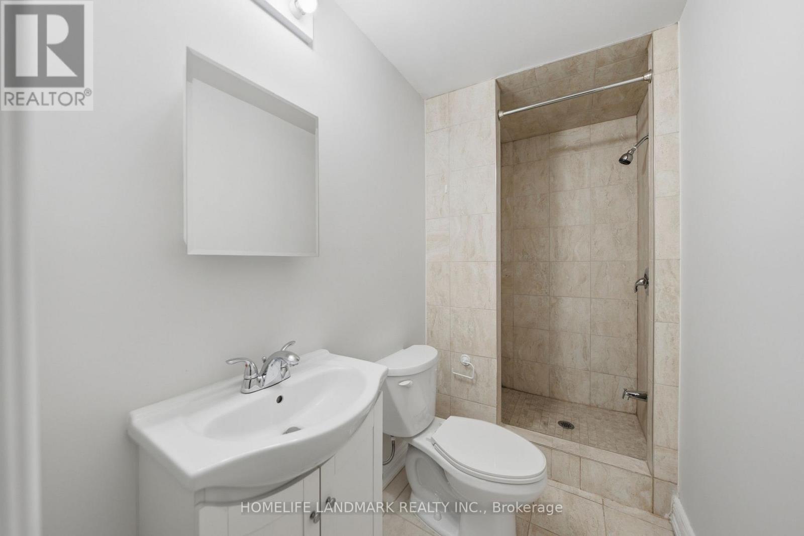 2120 Shorncliffe Boulevard, Oakville, ON photo 40