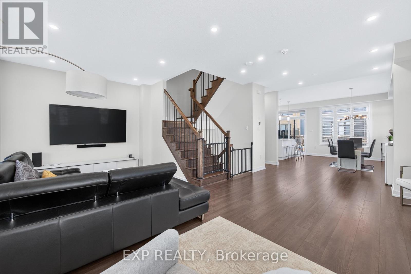 166 Loganberry Gate, Oakville, ON photo 12